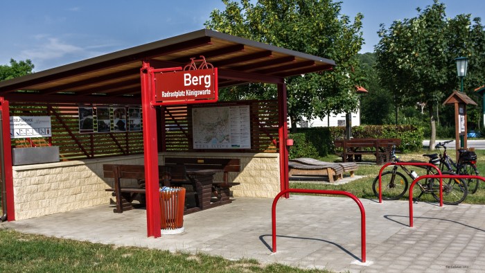 bike stop near Berg in Eastern Austria
