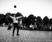 Juggler entertaining at Belleville parc in paris
