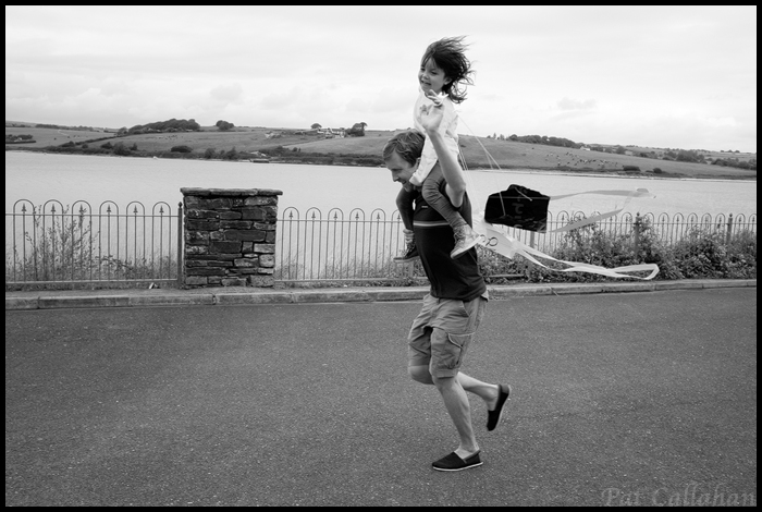 Courtmac-Dad and Daughter Kite Fun