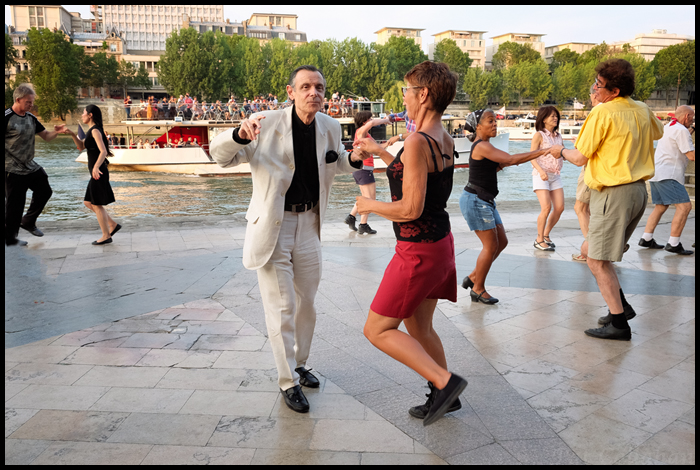 Paris-Seinr Dancers on Holiday